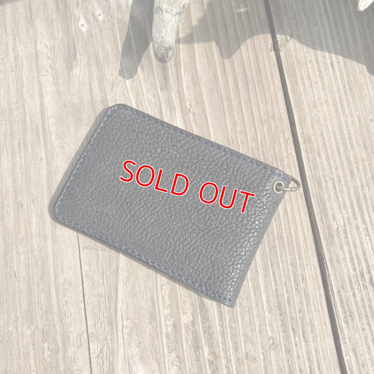 画像3: 【森の鼓動ヒグマ革】北海道ヒグマ革×姫路牛革☆極薄プレミアム二つ折りカードケース (3)