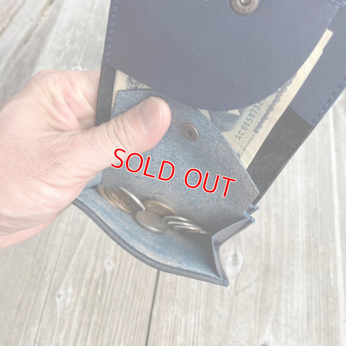 画像8: 【一期一革】ヒグマ革×姫路牛革☆手のひらサイズのプレミアム・ミニウォレット (8)