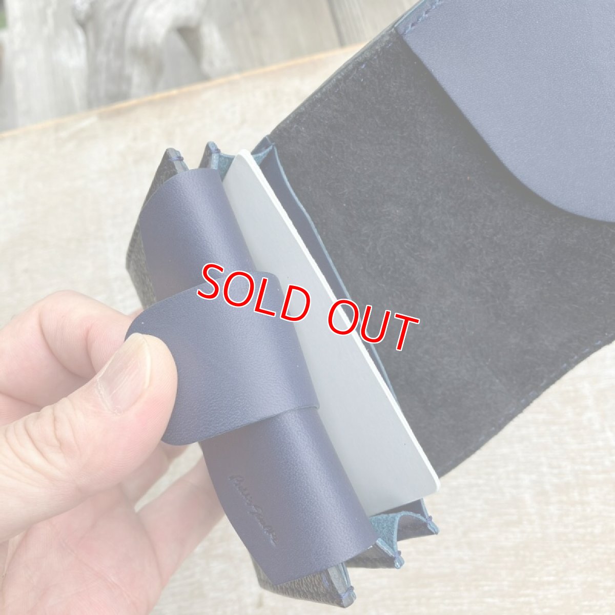 画像4: 【一期一革】ヒグマ革×姫路牛革☆手のひらサイズのプレミアム・ミニウォレット (4)