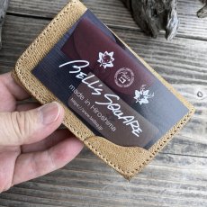 画像5: 【ツキノワグマ革】名刺入れ　熊革×牛革　ストーンベージュバージョン　写真の1点をお届けします (5)