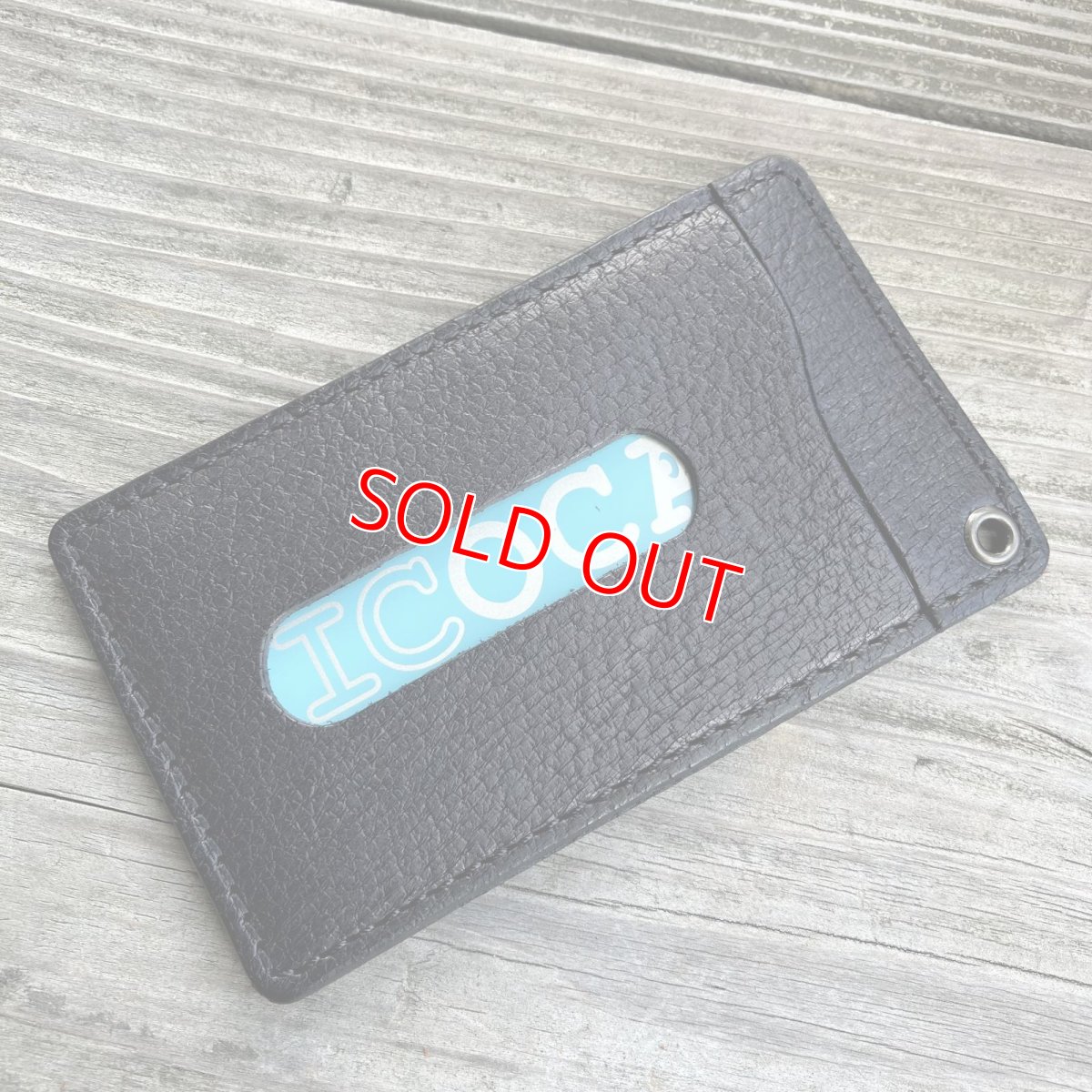 画像3: 【ヒグマレザー】ワイルドな質感ヒグマ革バージョン★パスケース / カード入れ 　ブラック (3)