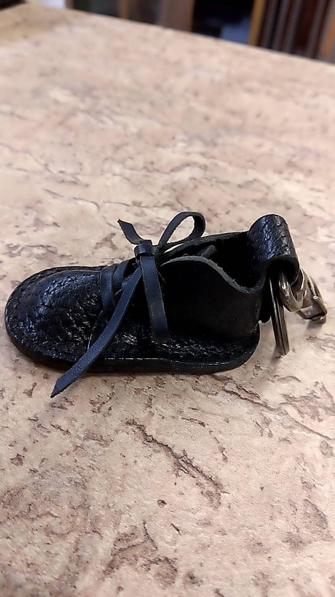 画像2: Y様専用ページ　オールヒグマのスニーカーキーホルダー (2)