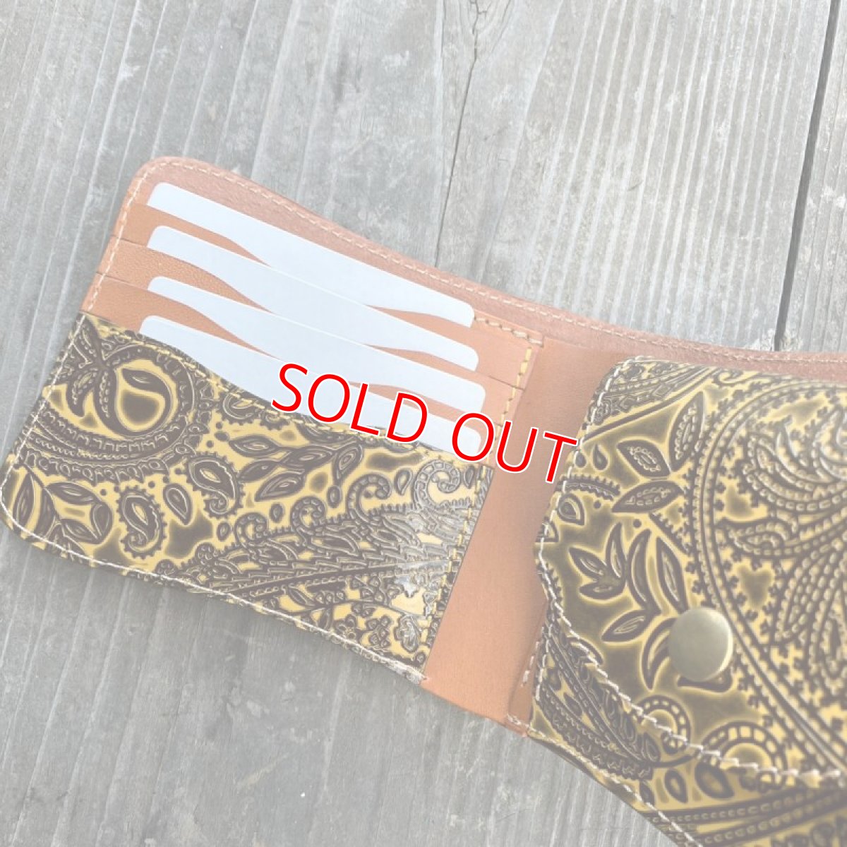 画像7: 【アウトレット】ペイズリー型押し☆Rタイプ牛革二つ折り財布！ (7)