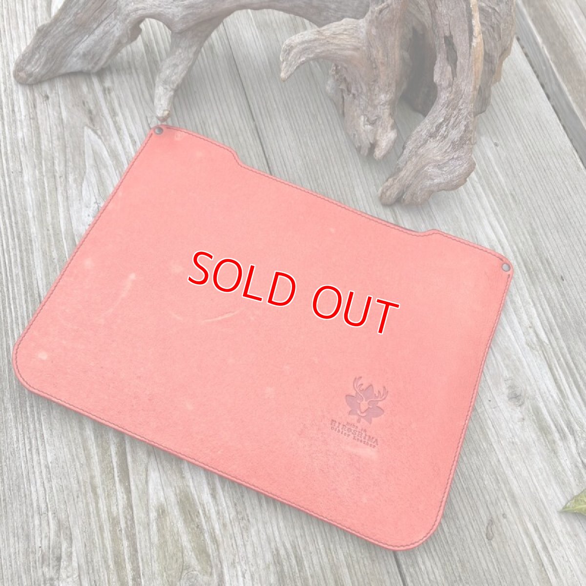 画像2: 【アウトレット】ジビエ鹿革タブレットケース　9.7インチ用 (2)