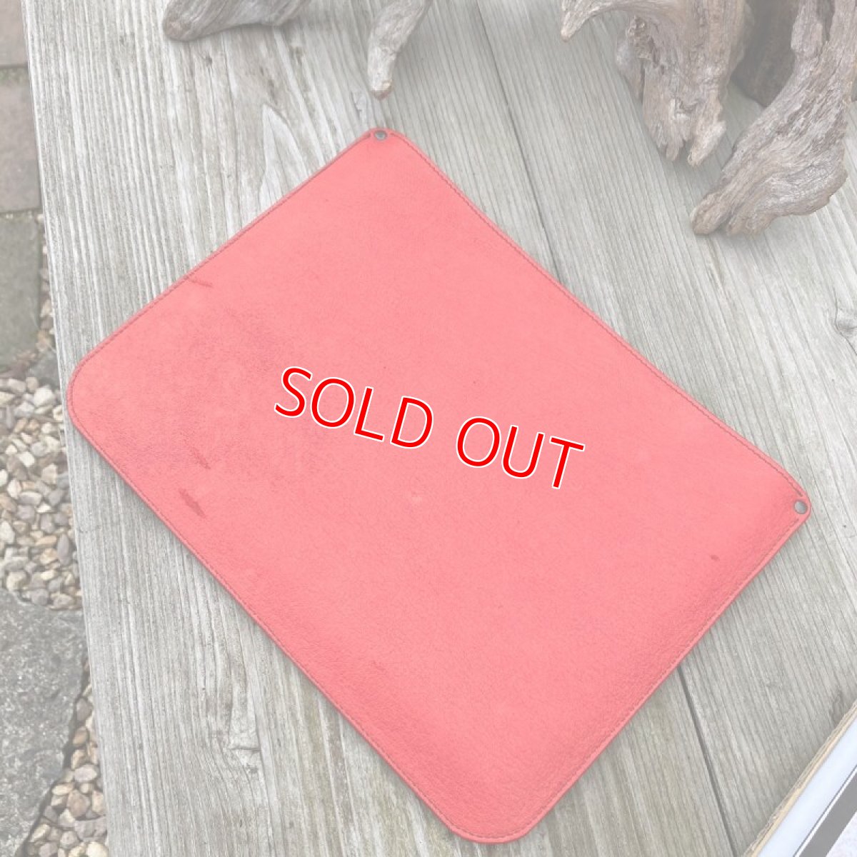 画像3: 【アウトレット】ジビエ鹿革タブレットケース　9.7インチ用 (3)