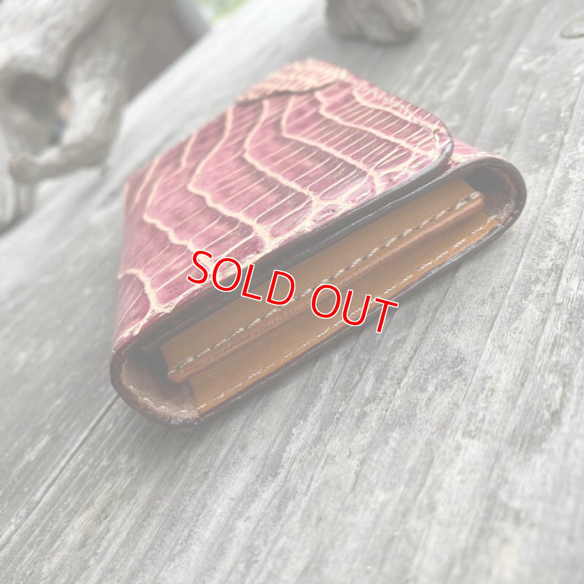 画像7: 【アウトレット】クロコ型押し牛革　名刺を落とさない・名刺入れ / カード入れ (7)