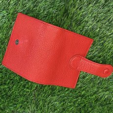 画像5: 【アウトレット20％OFF】広島ジビエレザー（鹿革）コンパクト二つ折り財布 レッド｜小さなバッグにぴったり・在庫品 (5)