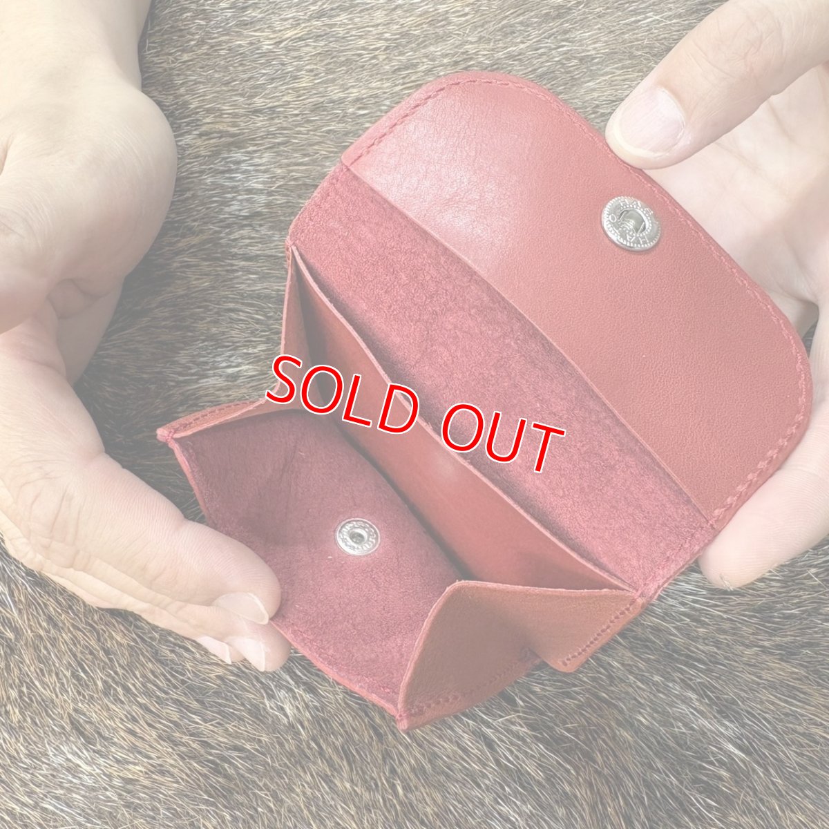 画像4: 【アウトレット30％OFF】広島ジビエレザー（鹿革）超コンパクトミニ財布｜長期在庫品　レッド (4)
