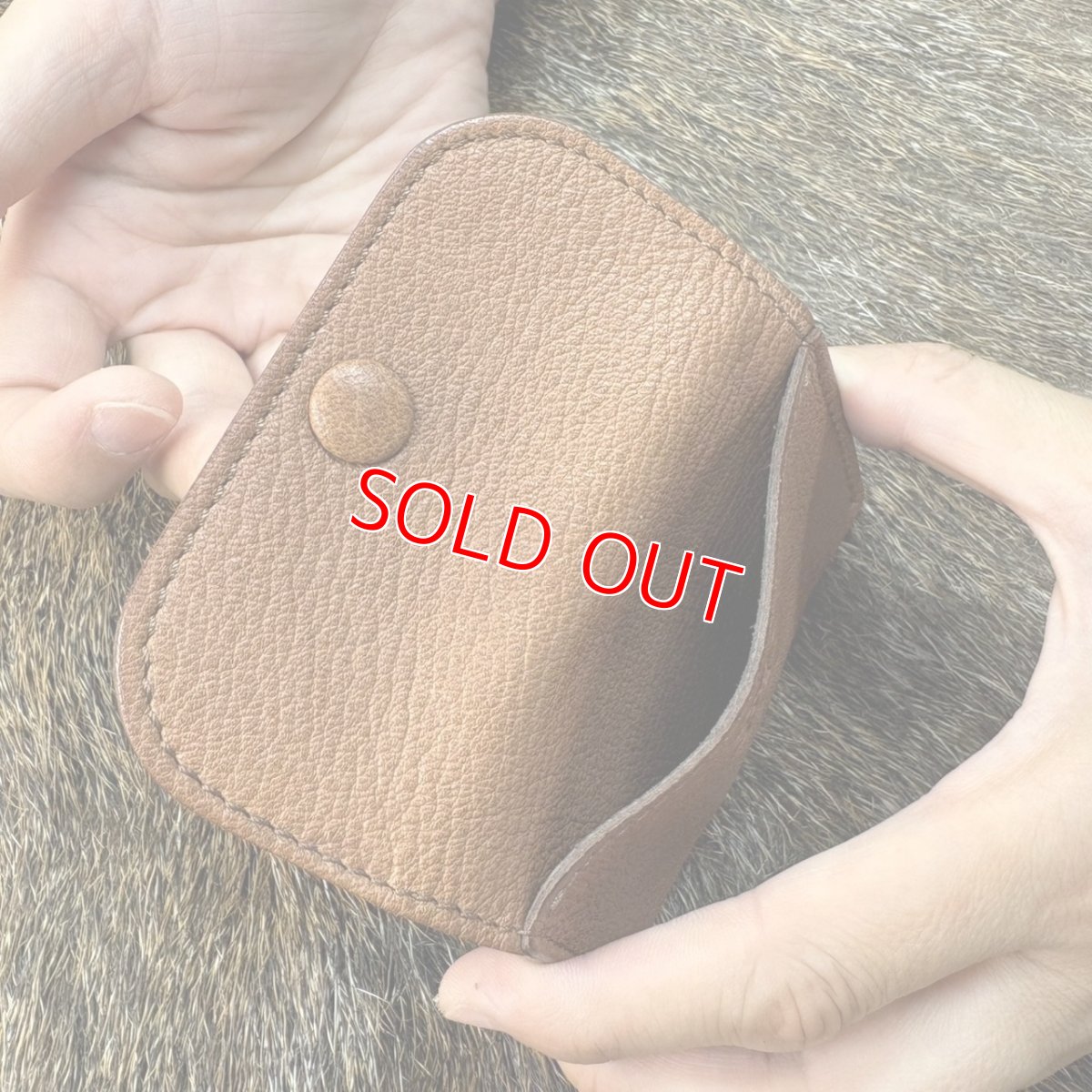 画像4: 【アウトレット30％OFF】広島ジビエレザー（鹿革）超コンパクトミニ財布｜長期在庫品　ブラウン (4)