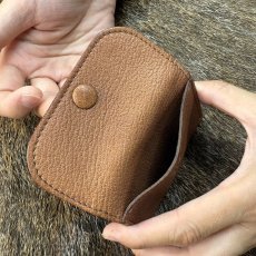 画像4: 【アウトレット30％OFF】広島ジビエレザー（鹿革）超コンパクトミニ財布｜長期在庫品　ブラウン (4)