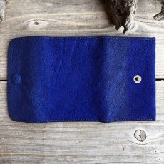 画像4: 【20%OFFアウトレット】希少な象革（エレファント）多機能5連キーケース｜鮮やかなロイヤルブルー｜カード・お札・スマートキー収納可 (4)