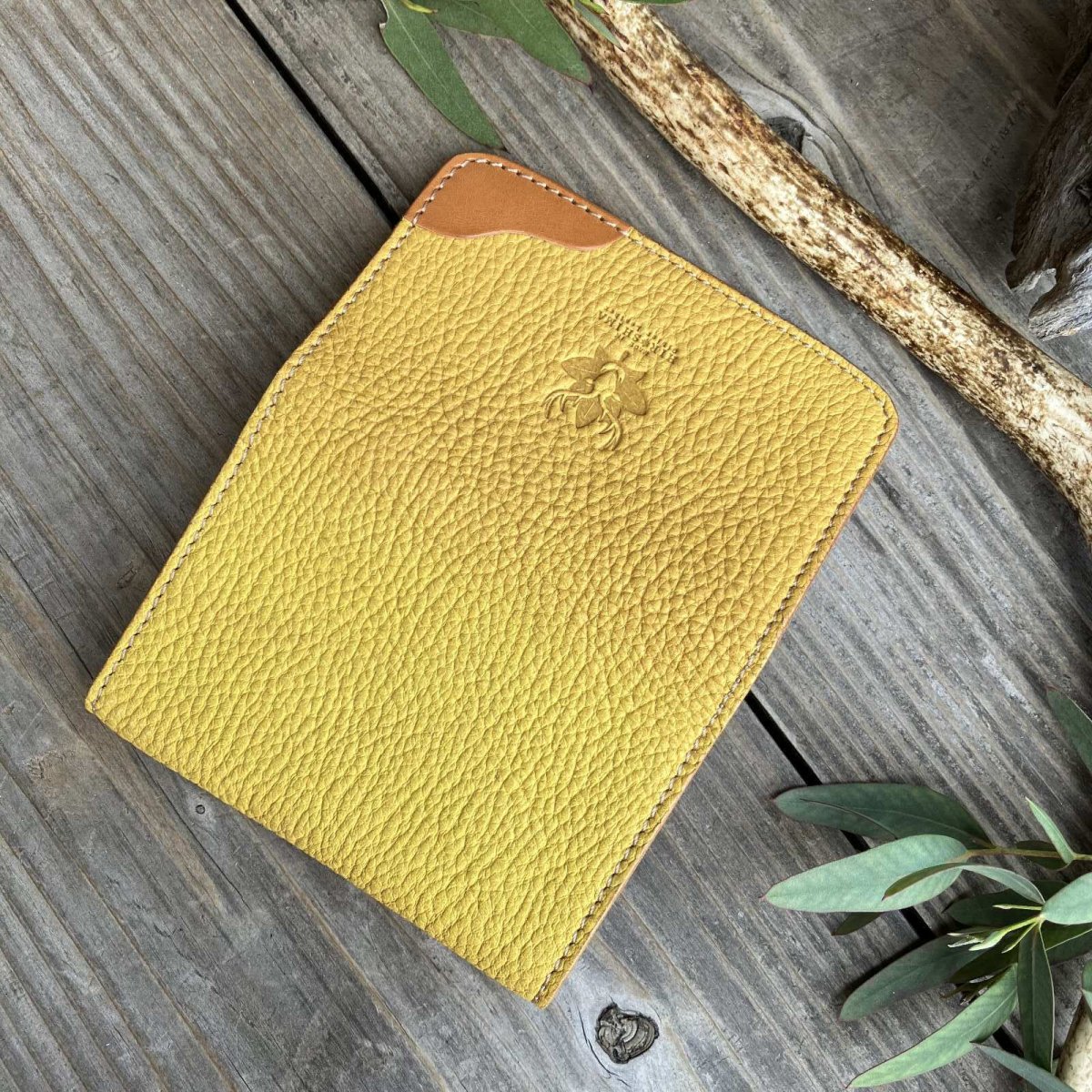 画像3: 【18周年感謝・アウトレット最大３０％OFF】本革名刺入れ（イエロー＆キャメル） (3)