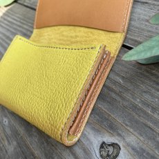 画像5: 【18周年感謝・アウトレット最大３０％OFF】本革名刺入れ（イエロー＆キャメル） (5)