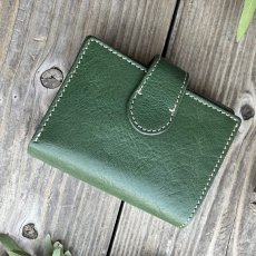画像5: 【アウトレット最大30%OFF】小さくてもしっかり収納！小さなバッグにぴったり！コンパクト二つ折り財布グリーン (5)