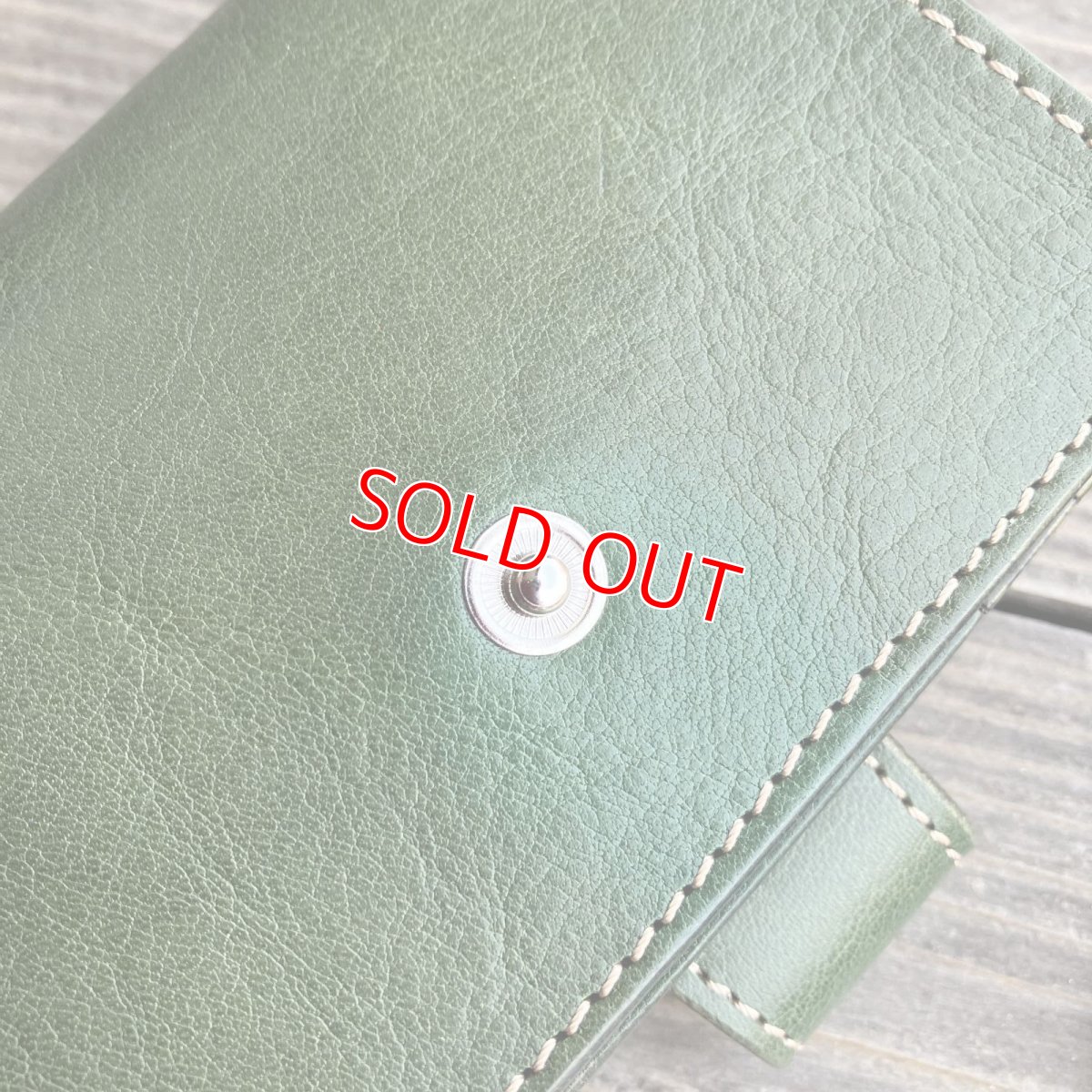 画像7: 【アウトレット最大30%OFF】小さくてもしっかり収納！小さなバッグにぴったり！コンパクト二つ折り財布グリーン (7)