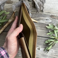 画像5: 【アウトレット最大30%OFF】ジビエ鹿革（ハードタイプ） スタンダード折財布 (5)
