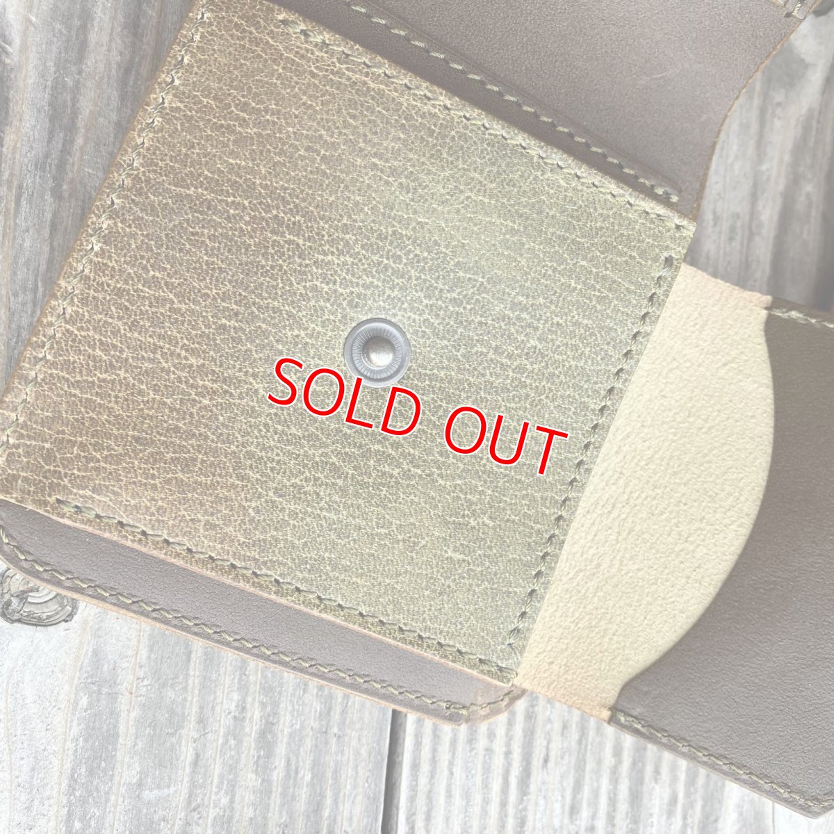 画像7: 【アウトレット最大30%OFF】ジビエ鹿革（ハードタイプ） スタンダード折財布 (7)