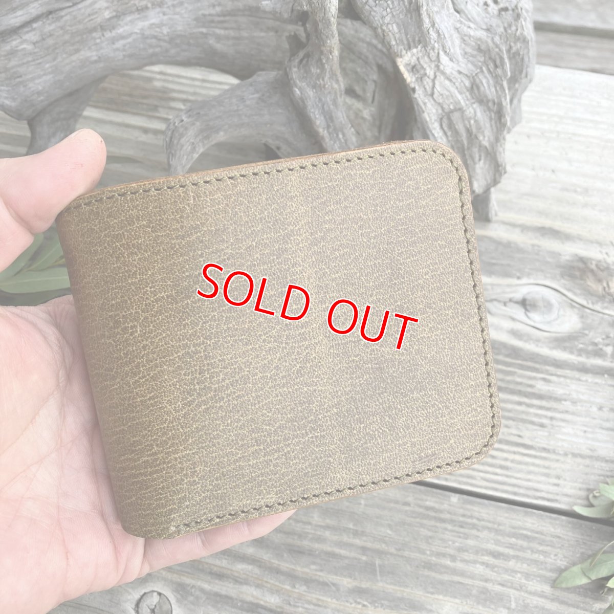 画像9: 【アウトレット最大30%OFF】ジビエ鹿革（ハードタイプ） スタンダード折財布 (9)