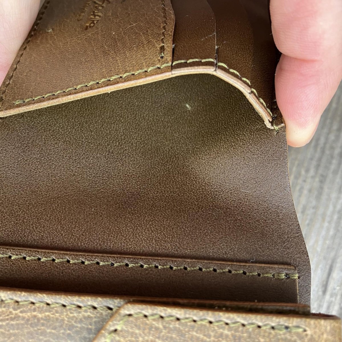 画像8: 【アウトレット最大30%OFF】ジビエ鹿革（ハードタイプ） スタンダード折財布 (8)