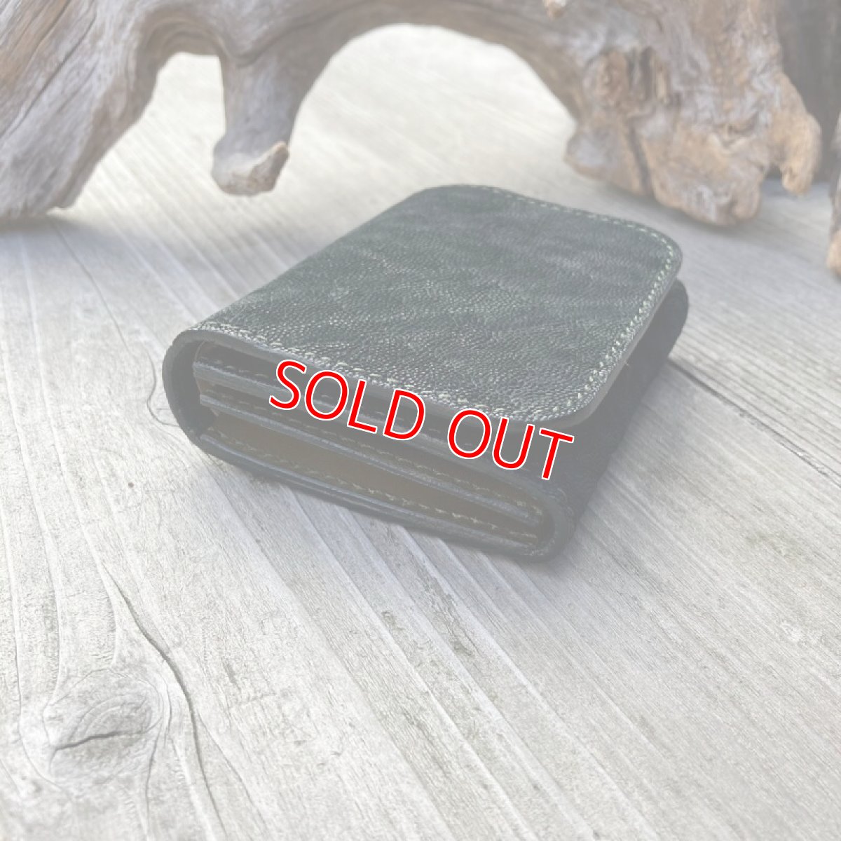 画像3: 象革バージョン登場☆カードが飛び出す☆コンパクトにオールインワンミニウォレット (3)