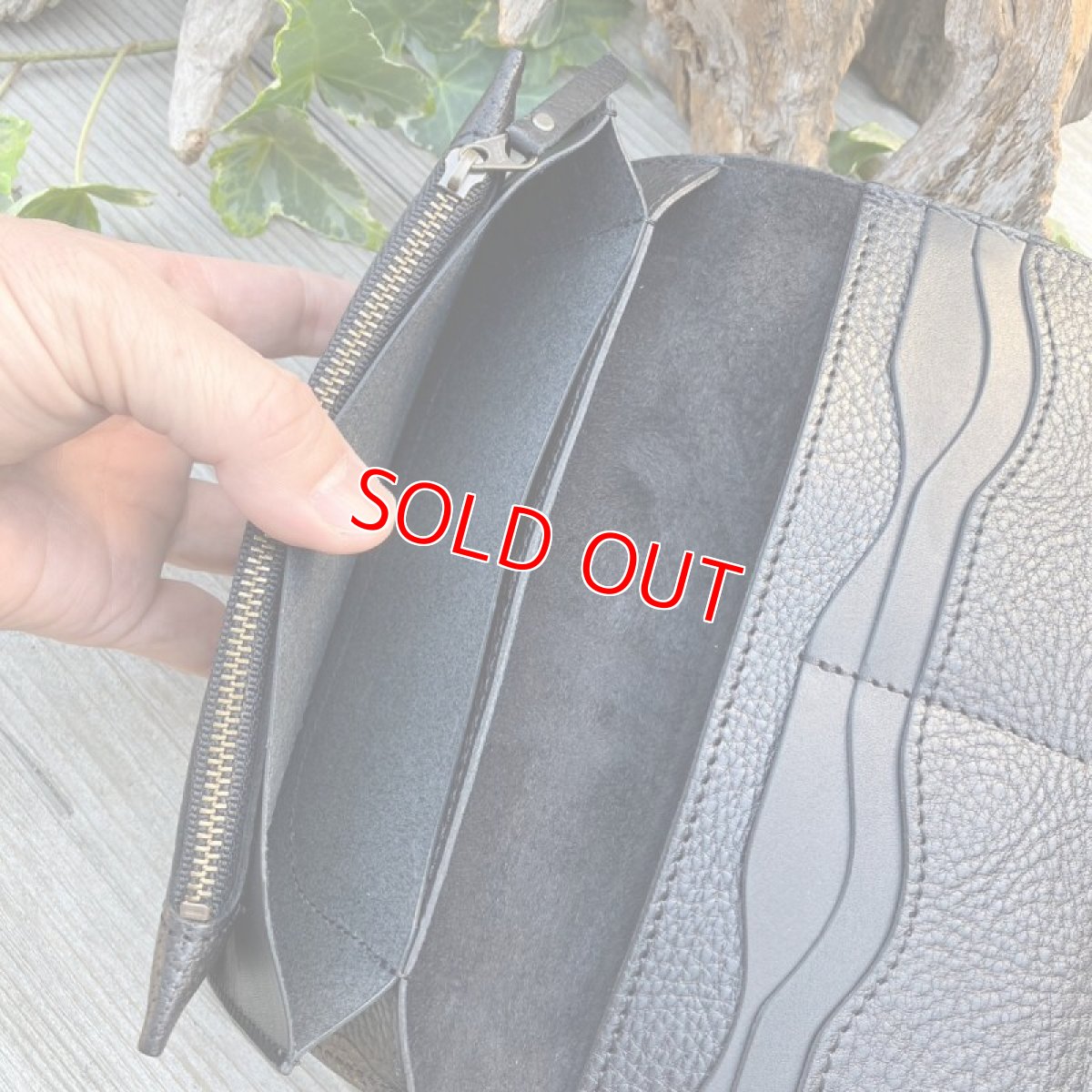 画像7: 【ヒグマレザー】猟師さんからの贈り物☆熊革&牛革スタンダード長財布　限定価格にて1点販売 (7)