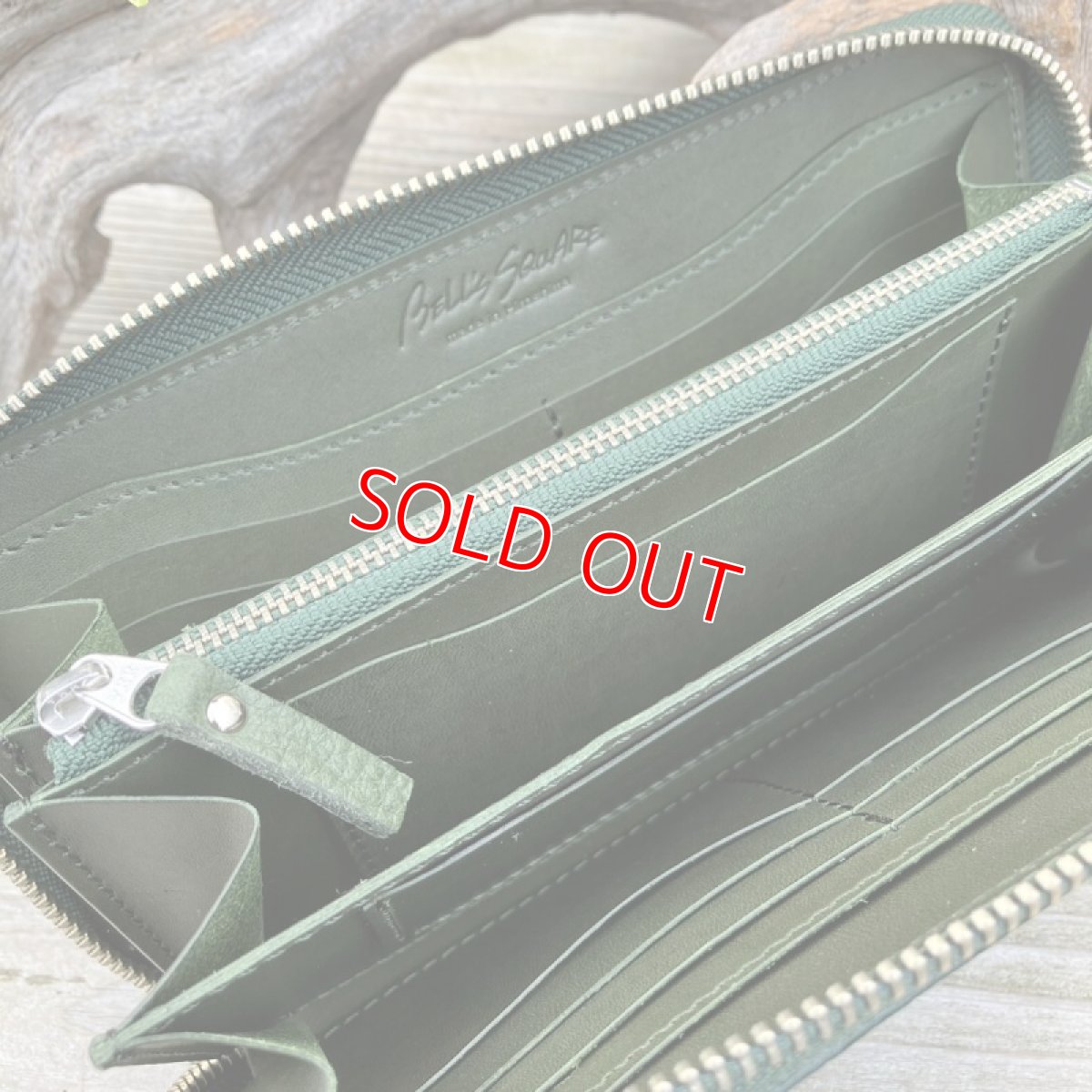 画像6: 【広島ジビエレザー】職人が作るお財布★鹿革＆牛革ラウンド長財布　ダークグリーン (6)