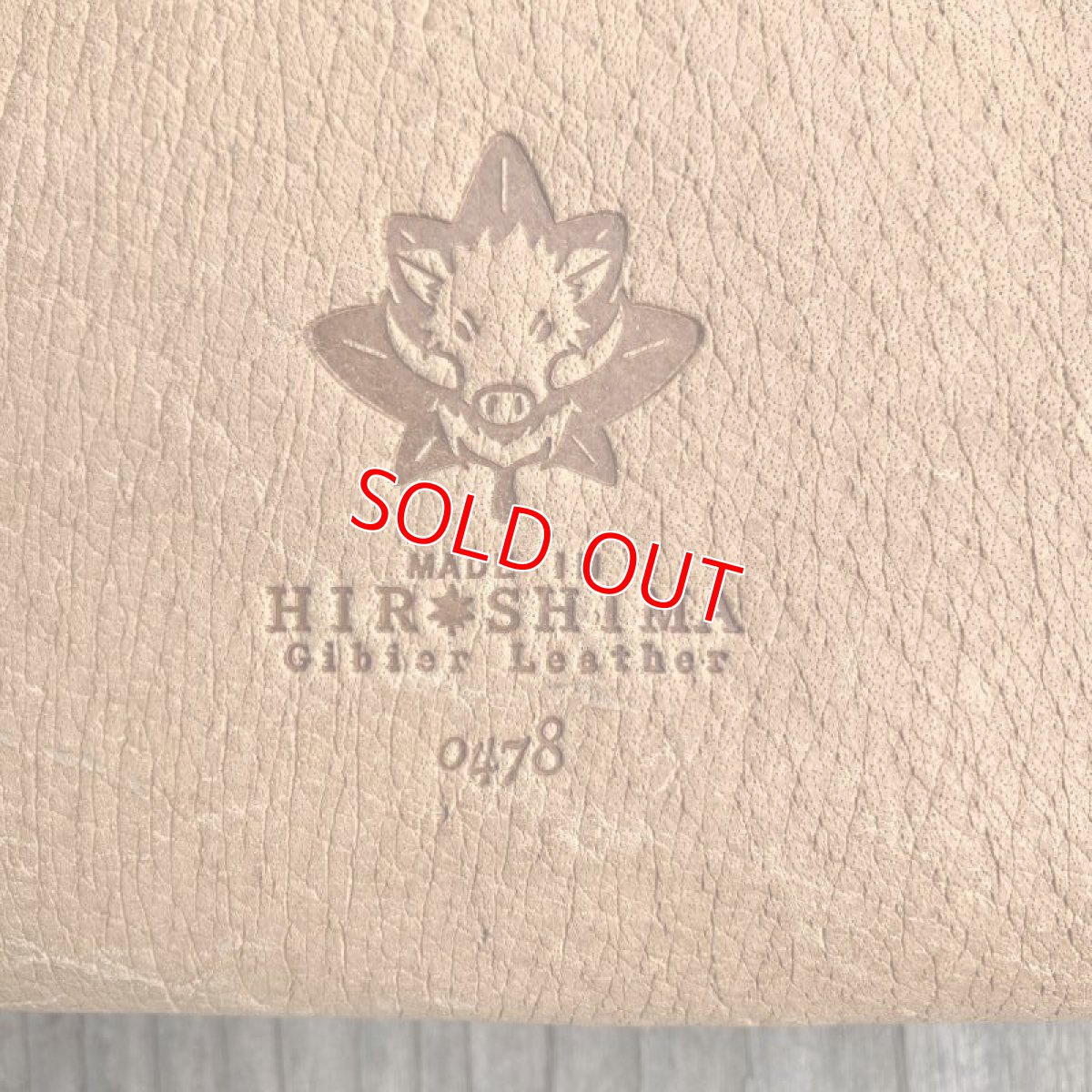 画像5: 【広島ジビエレザー】山から頂いた命を職人がつなぐ☆猪革＆牛革ラウンドファスナー長財布　チェスナットナチュラル (5)