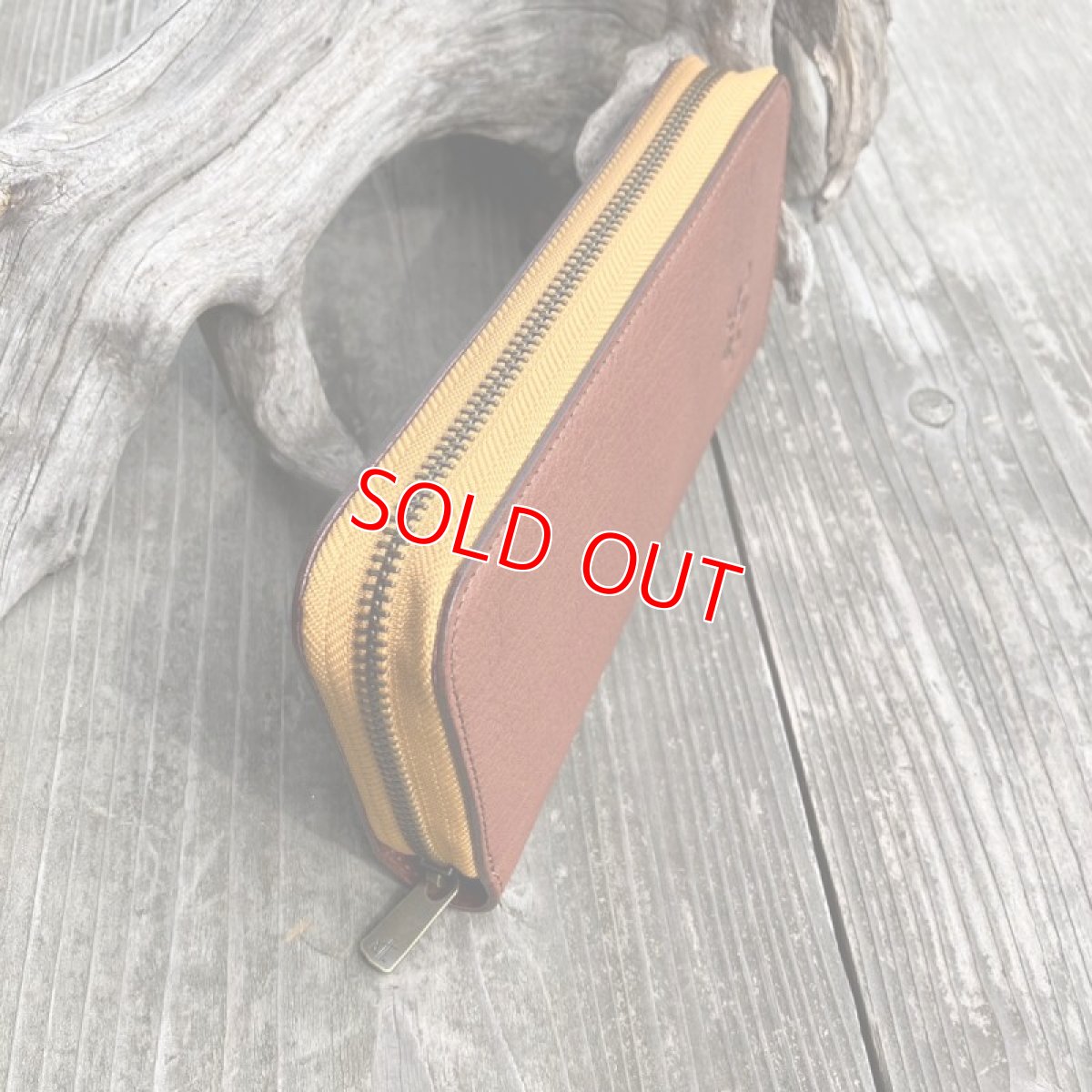 画像2: 【広島ジビエレザー】山からの贈り物を職人が丁寧に作る財布★鹿革＆牛革ラウンドファスナー長財布　ブラウン (2)