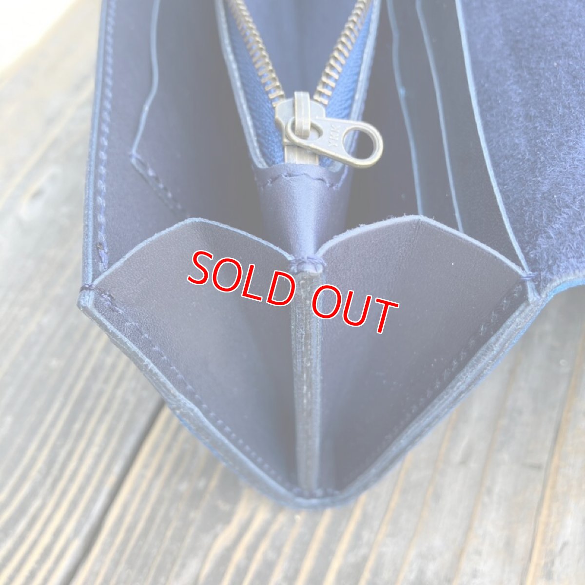 画像12: 【アウトレット】鹿革＆牛革フラップタイプ長財布　スカイブルー (12)