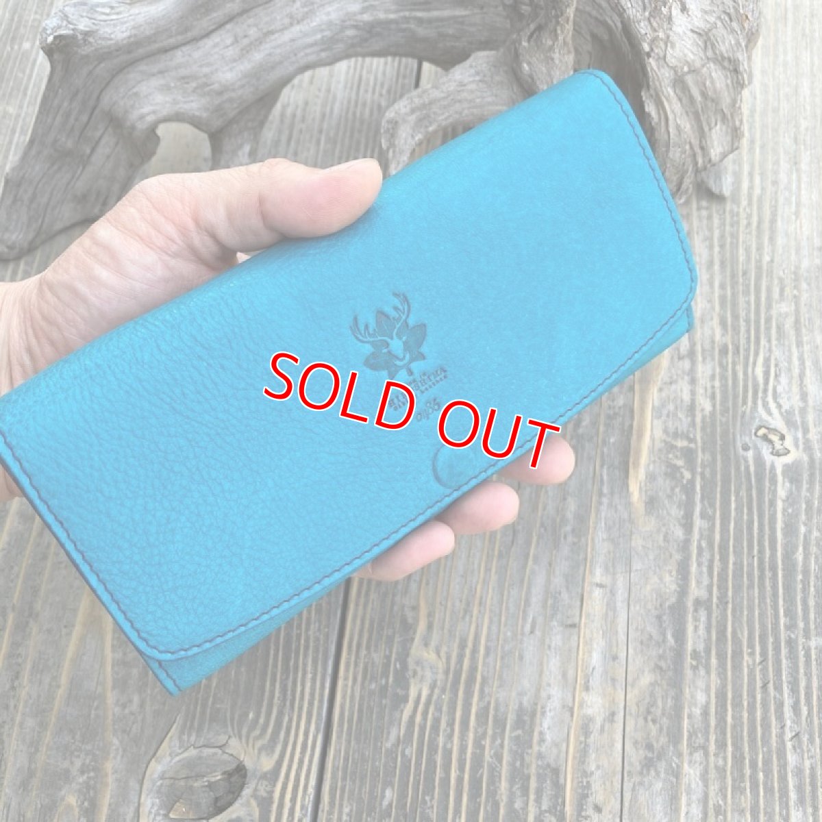 画像11: 【広島ジビエレザー】山から頂いた命を職人がつなぐ☆鹿革＆牛革フラップタイプ長財布　限定色ターコイズブルー (11)