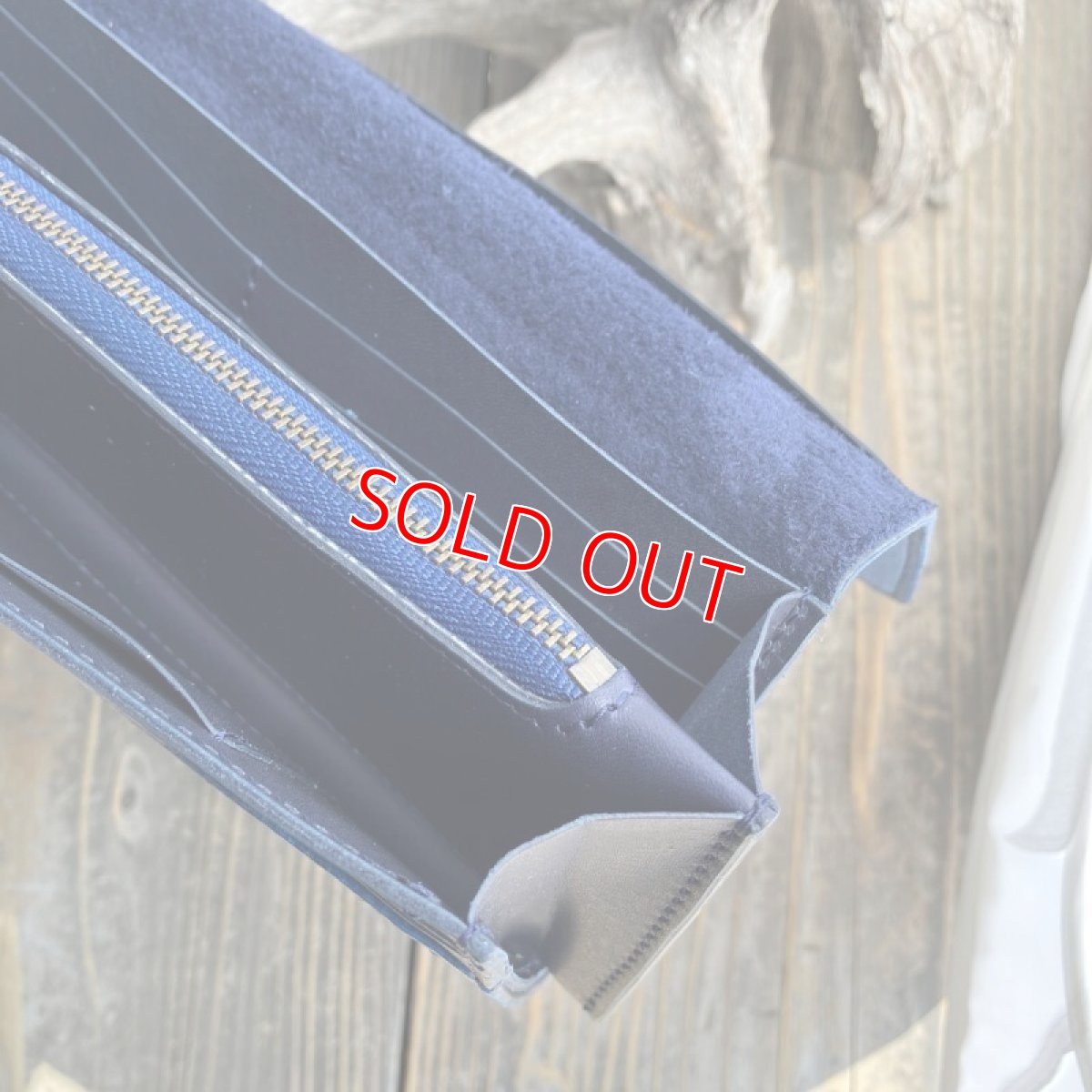 画像13: 【アウトレット】鹿革＆牛革フラップタイプ長財布　スカイブルー (13)