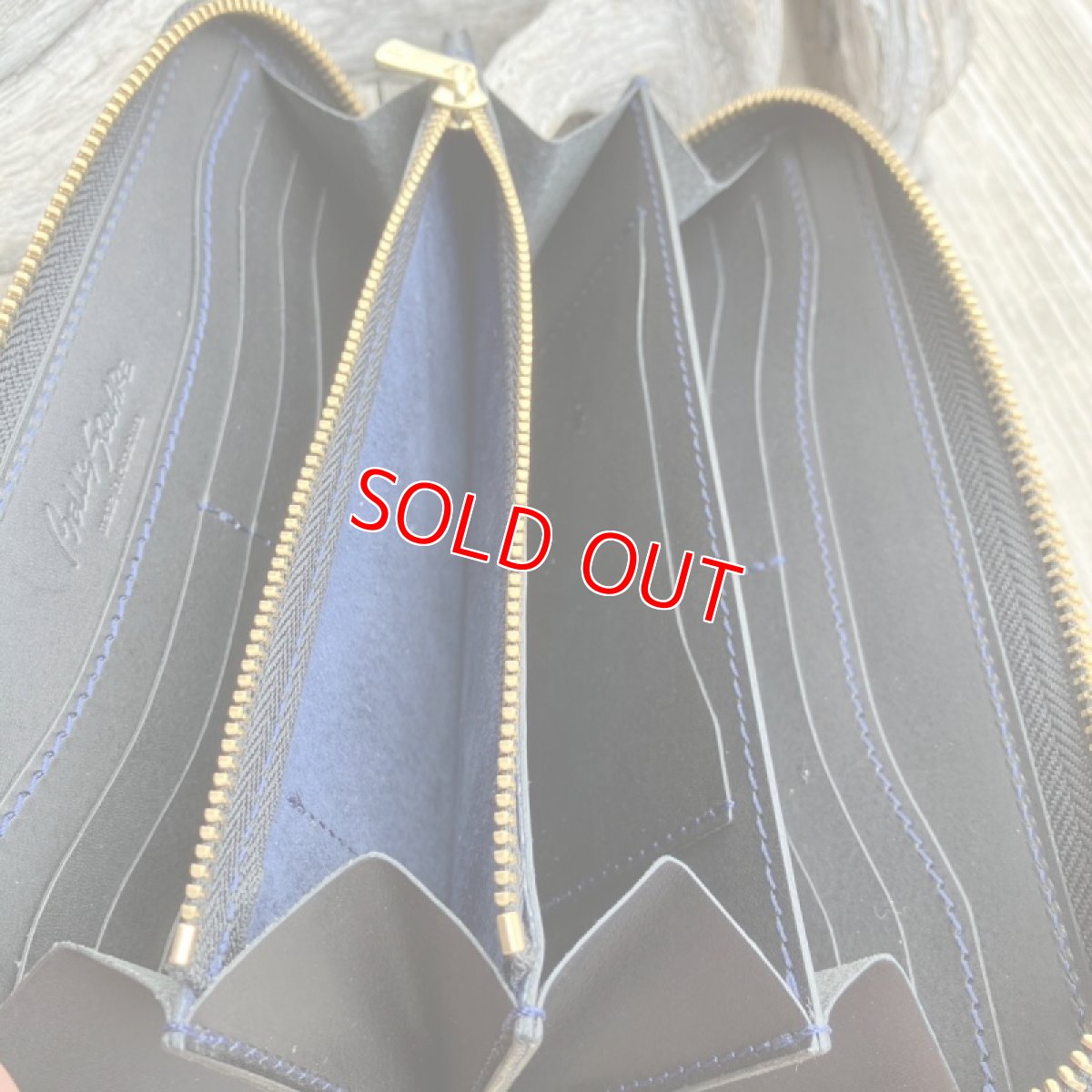 画像8: 【広島ジビエレザー】職人が作るお財布★鹿革＆牛革ラウンド長財布　ブラック (8)