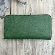 画像10: 【広島ジビエレザー】職人が作るお財布★インディゴ染め猪革＆牛革ラウンド長財布　プレミアムグリーン (10)