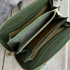 画像5: 【広島ジビエレザー】職人が作るお財布★インディゴ染め猪革＆牛革ラウンド長財布　プレミアムグリーン (5)