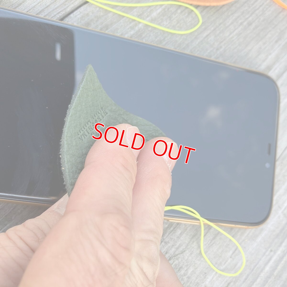 画像3: 【広島ジビエレザー】ジビエ鹿革★スマホ画面クリーナーストラップハート　新色追加 (3)