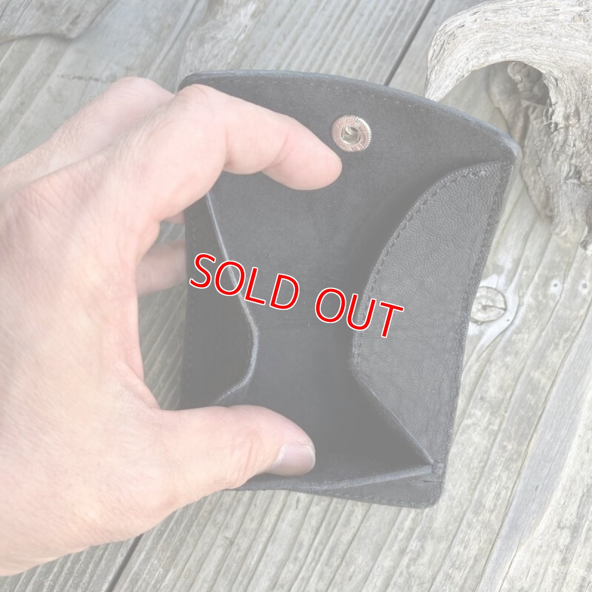 画像7: 【限定販売】象革　本革コインケース　写真の現品1点販売です　ブラック (7)