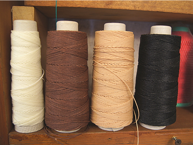 クラフト手縫い糸 しっかりした縫い目が特徴0番糸 5m切り売り販売 Bell S Square ベルズスクエア